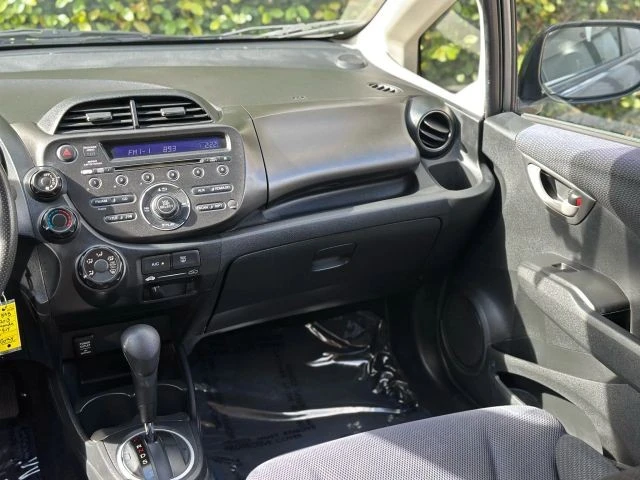 2013 Honda Fit - Image 17 of 21
