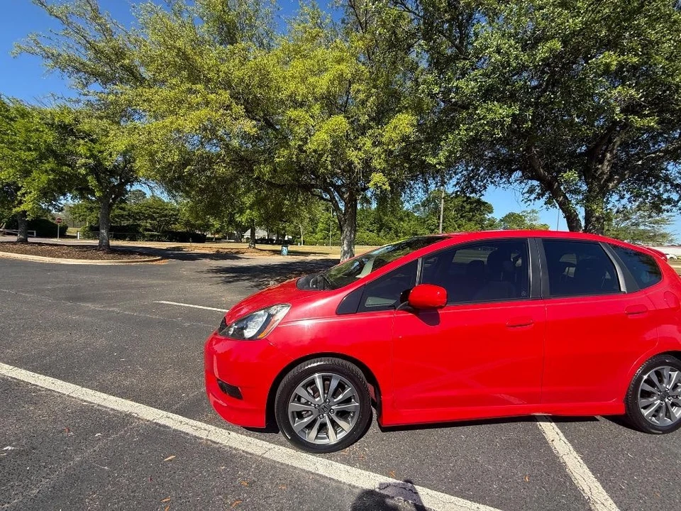 2013 Honda Fit - Image 3 of 21