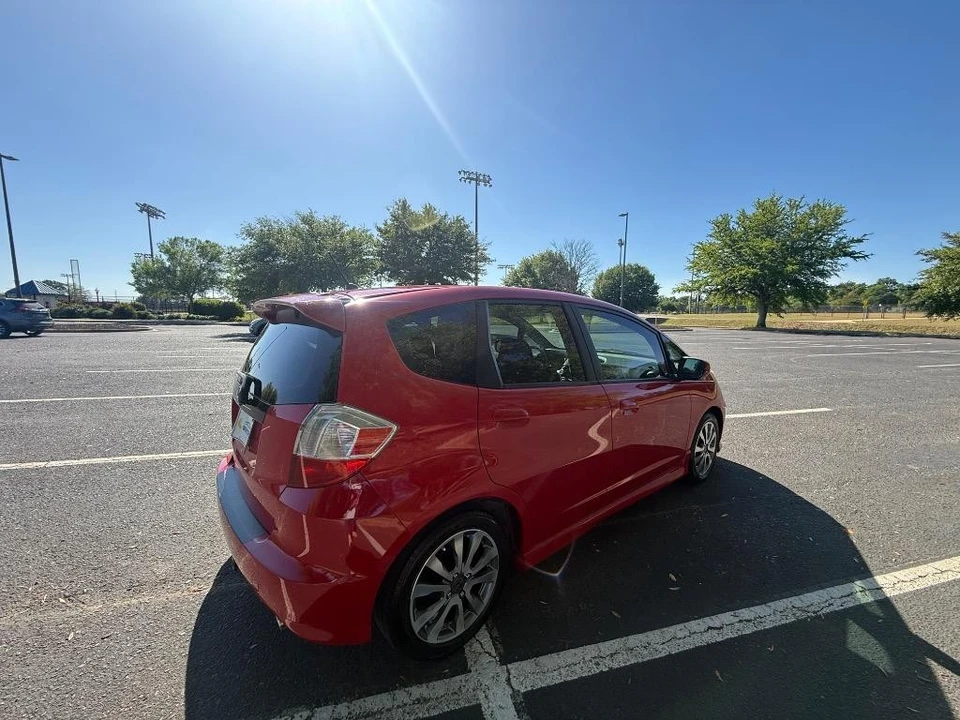 2013 Honda Fit - Image 7 of 21