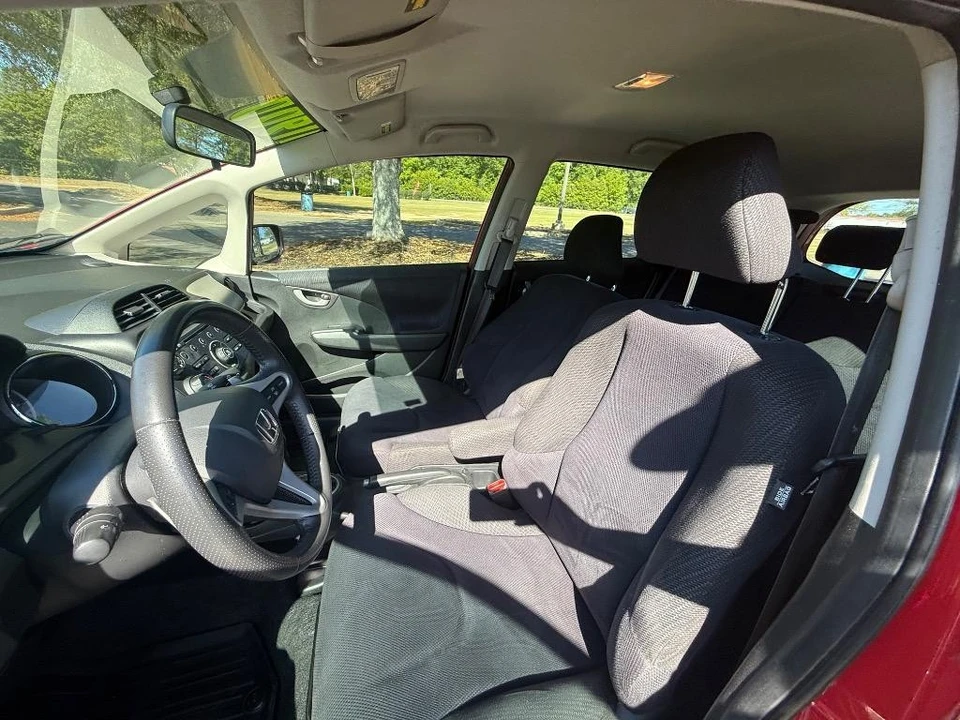 2013 Honda Fit - Image 16 of 21