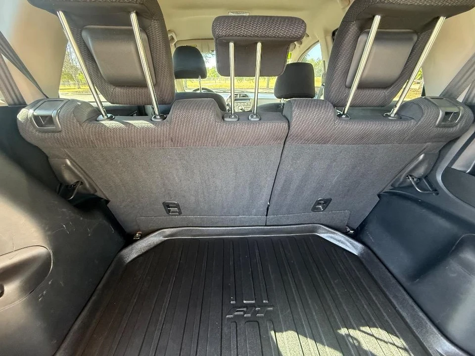 2013 Honda Fit - Image 10 of 21