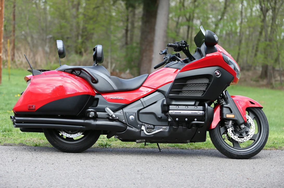 2013 Honda Gold Wing - Image 5 of 31