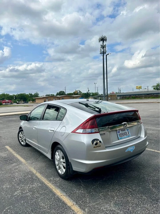 2013 Honda Insight 2nd Gen - Image 4 of 8
