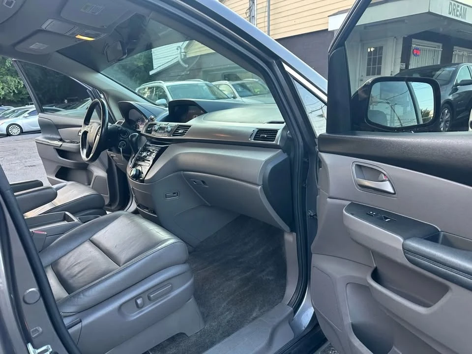 2013 Honda Odyssey - Image 15 of 20