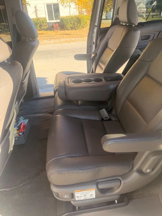 2013 Honda Odyssey - Image 10 of 16