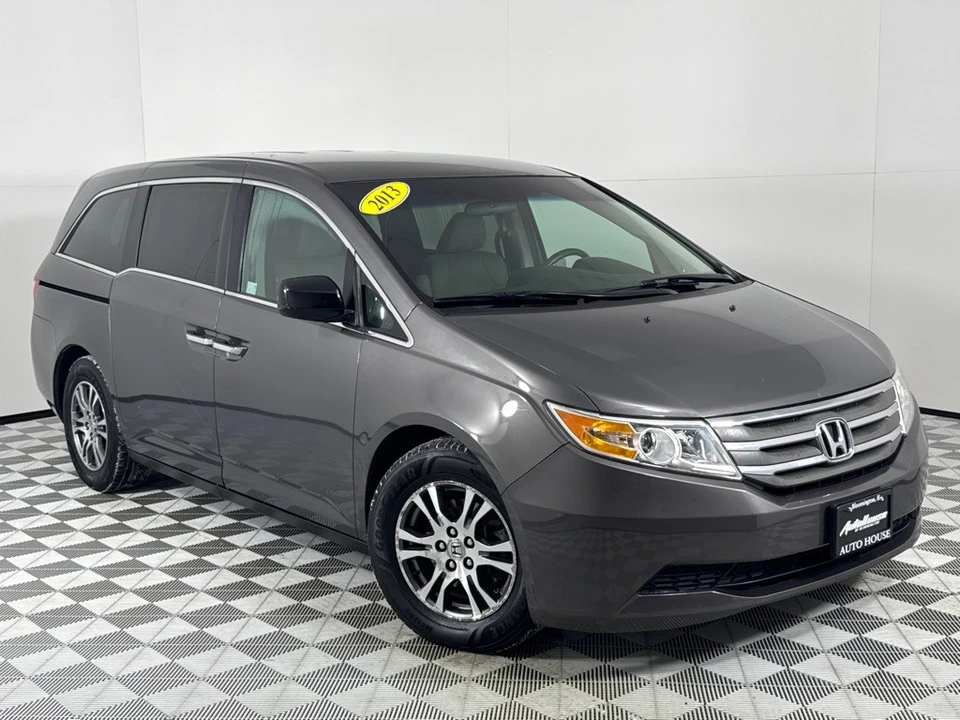 2013 Honda Odyssey - Image 2 of 21