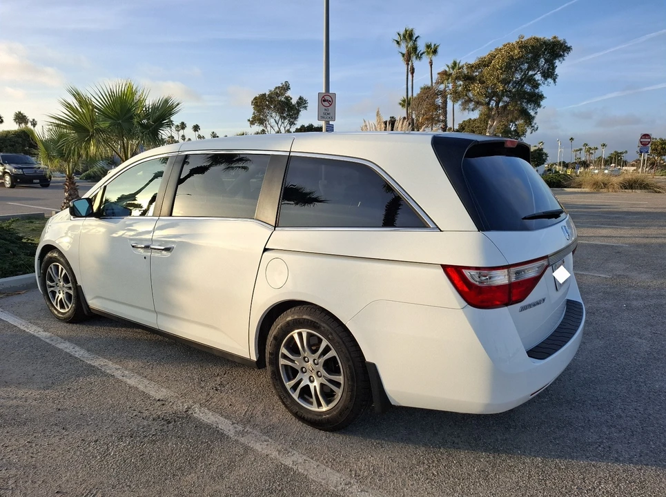 2013 Honda Odyssey - Image 4 of 14