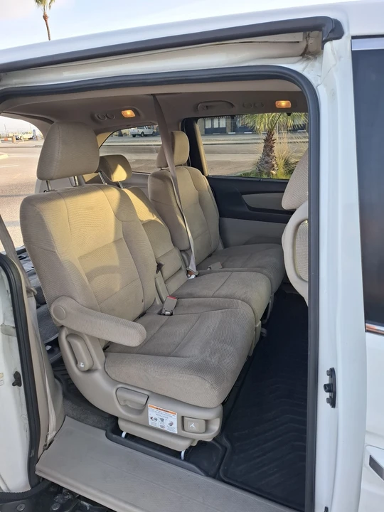 2013 Honda Odyssey - Image 7 of 14