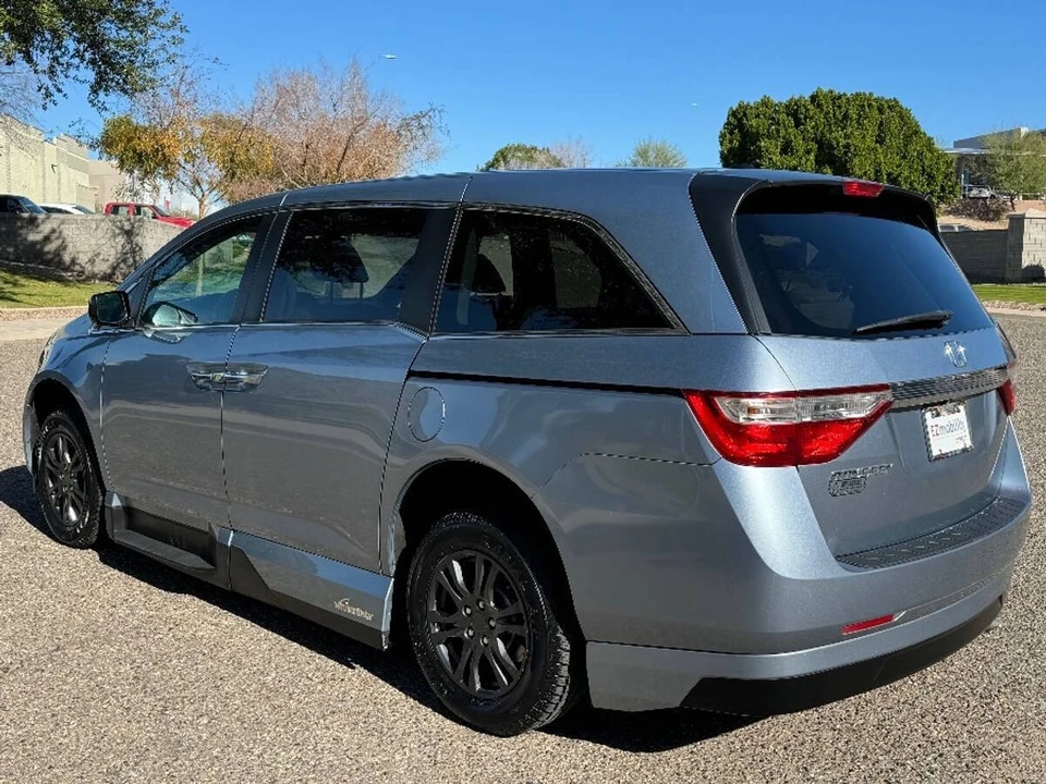 2013 Honda Odyssey - Image 12 of 15