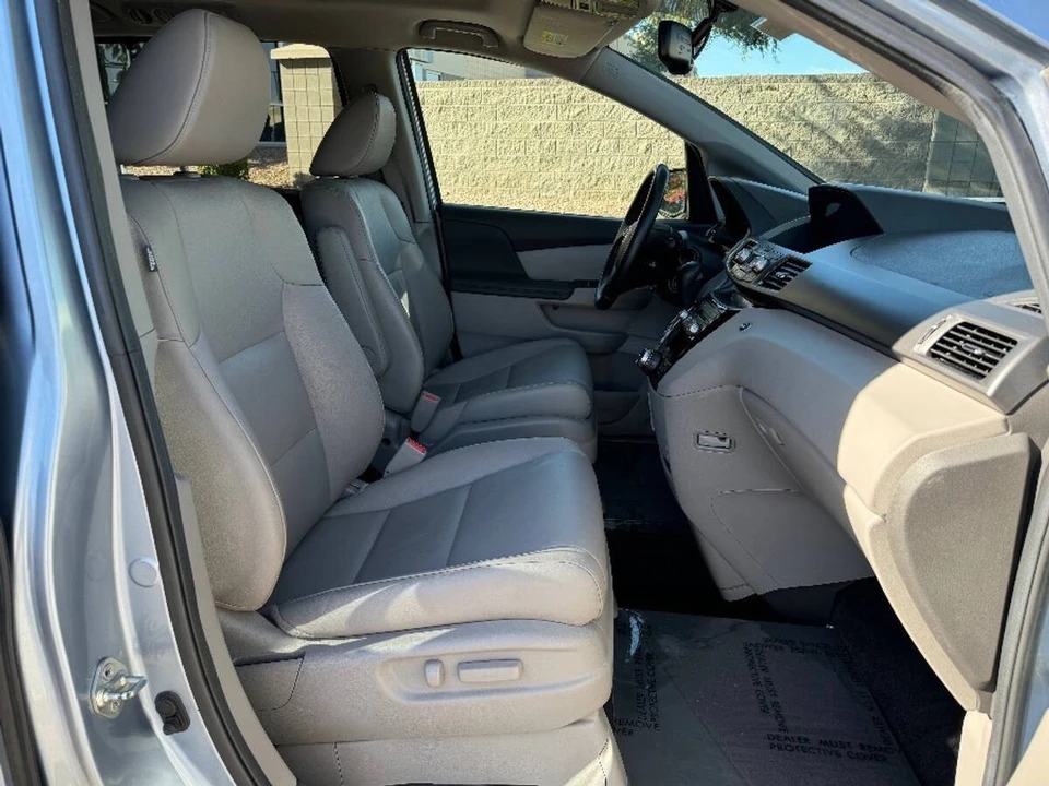 2013 Honda Odyssey - Image 6 of 15