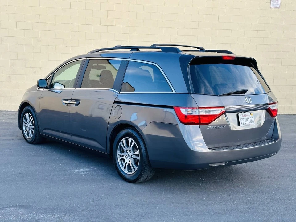 2013 Honda Odyssey - Image 3 of 14