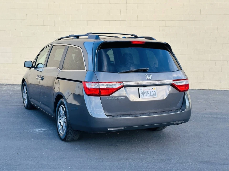2013 Honda Odyssey - Image 5 of 14