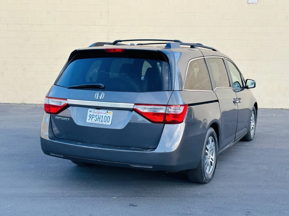 2013 Honda Odyssey - Image 4 of 14