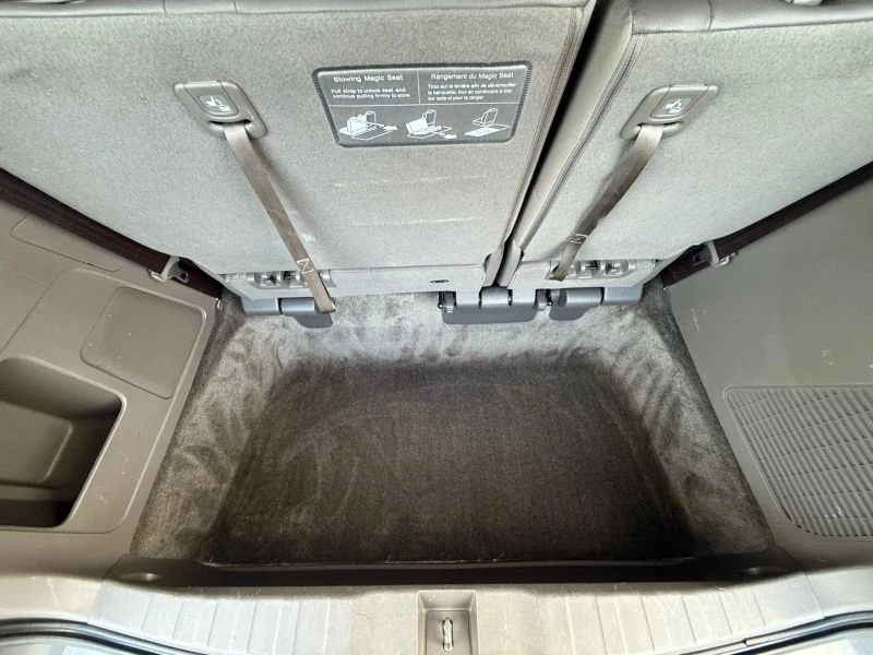 2013 Honda Odyssey - Image 11 of 12