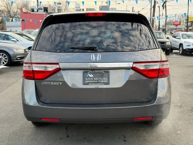 2013 Honda Odyssey - Image 8 of 12