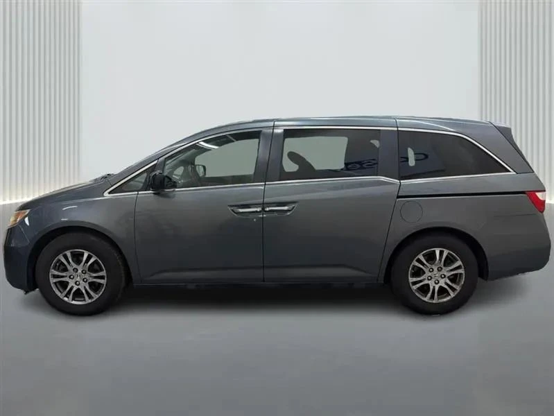 2013 Honda Odyssey - Image 2 of 12