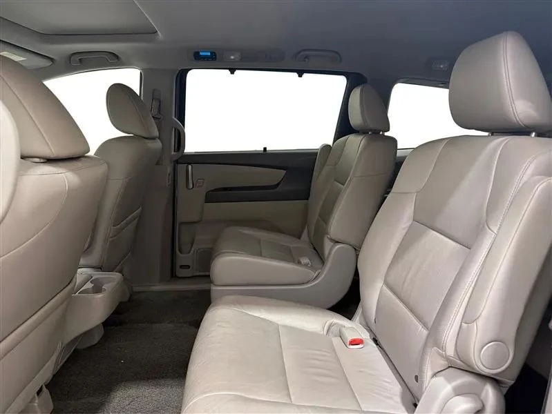 2013 Honda Odyssey - Image 10 of 12
