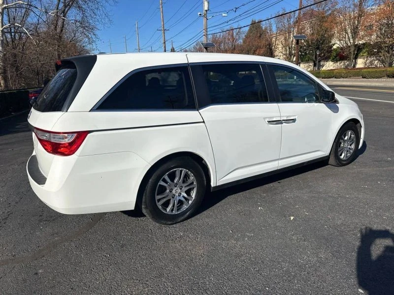 2013 Honda Odyssey - Image 9 of 12