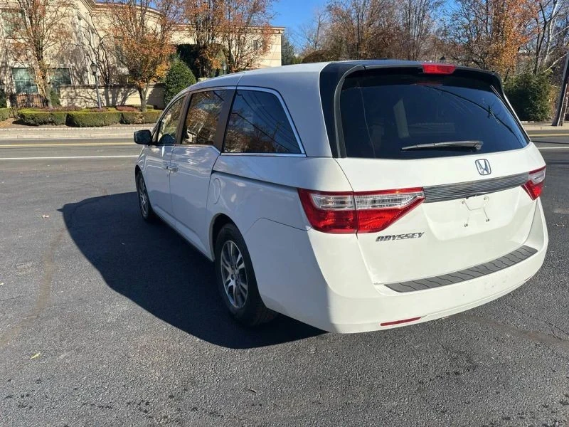 2013 Honda Odyssey - Image 6 of 12