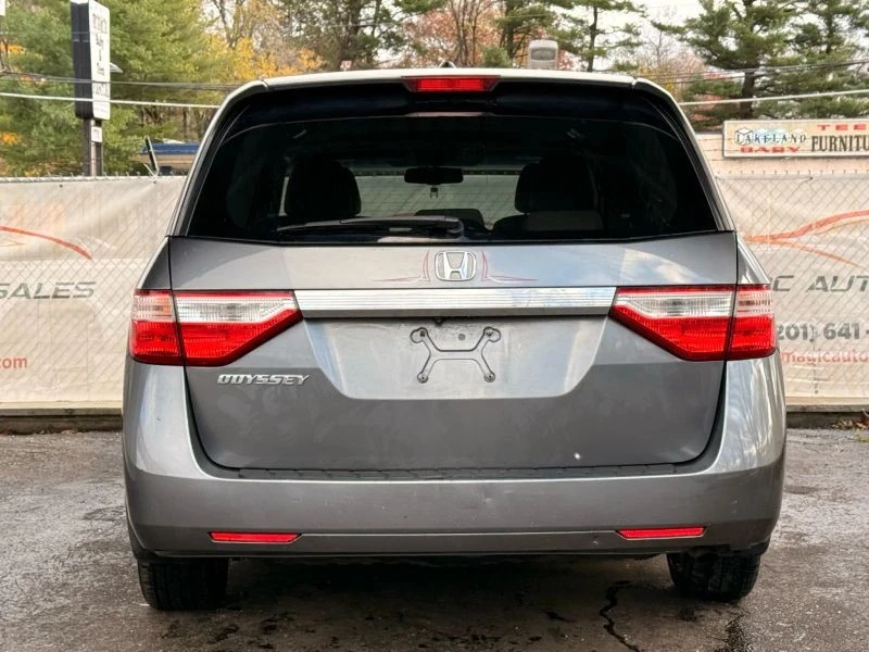 2013 Honda Odyssey - Image 10 of 12