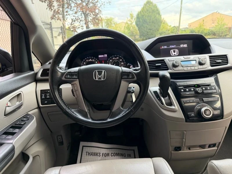 2013 Honda Odyssey - Image 9 of 12