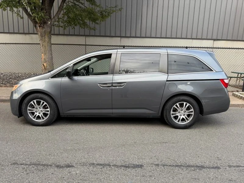 2013 Honda Odyssey - Image 4 of 12