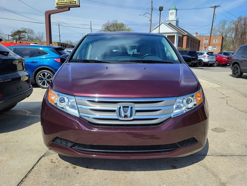 2013 Honda Odyssey - Image 2 of 15