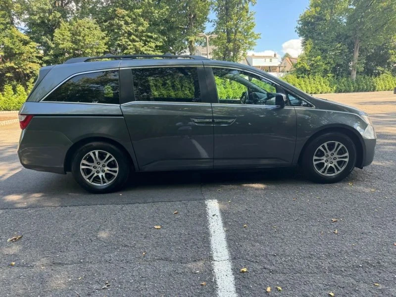 2013 Honda Odyssey - Image 8 of 12