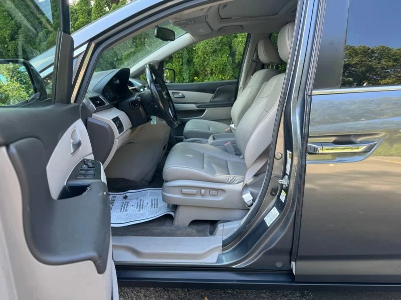 2013 Honda Odyssey - Image 10 of 12
