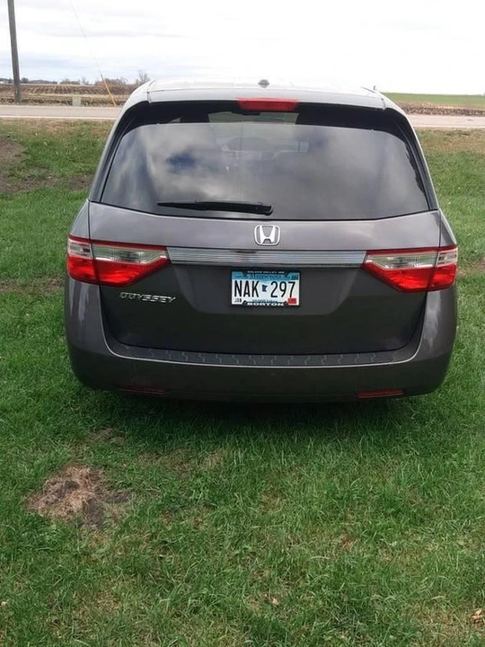 2013 Honda Odyssey - Image 2 of 6