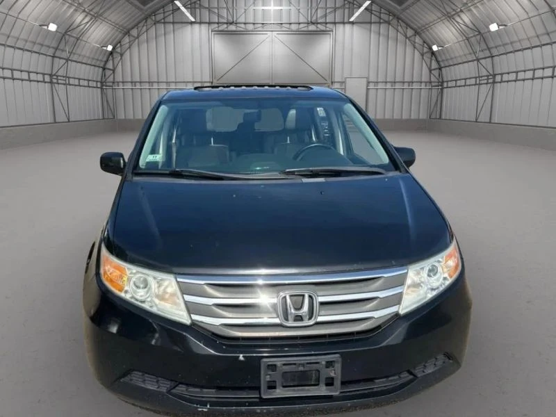 2013 Honda Odyssey - Image 2 of 9