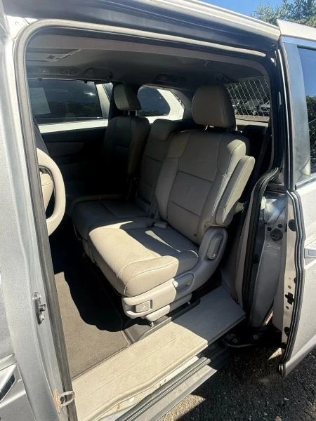 2013 Honda Odyssey - Image 10 of 12