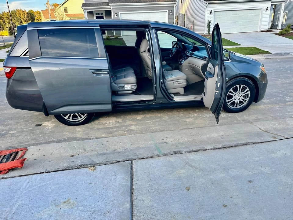 2013 Honda Odyssey - Image 8 of 14