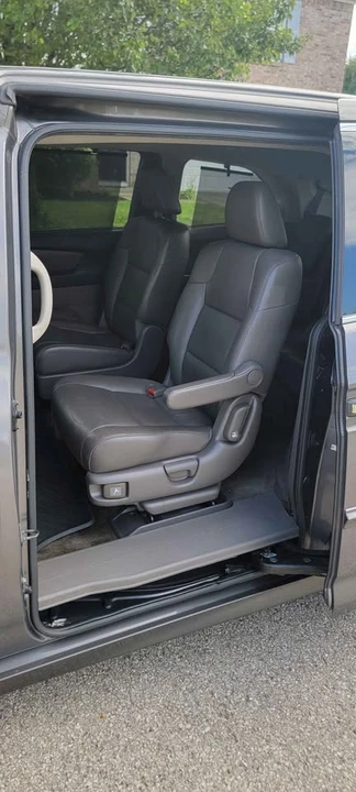 2013 Honda Odyssey - Image 8 of 12