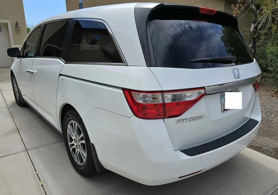 2013 Honda Odyssey - Image 2 of 7