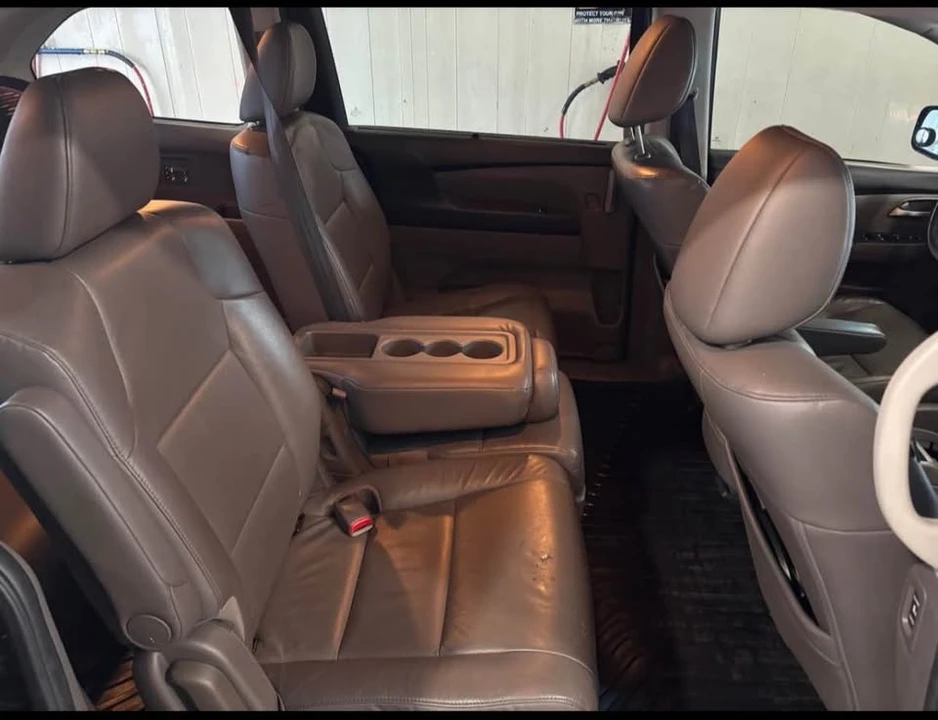 2013 Honda Odyssey - Image 6 of 8
