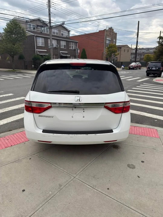 2013 Honda Odyssey - Image 13 of 15