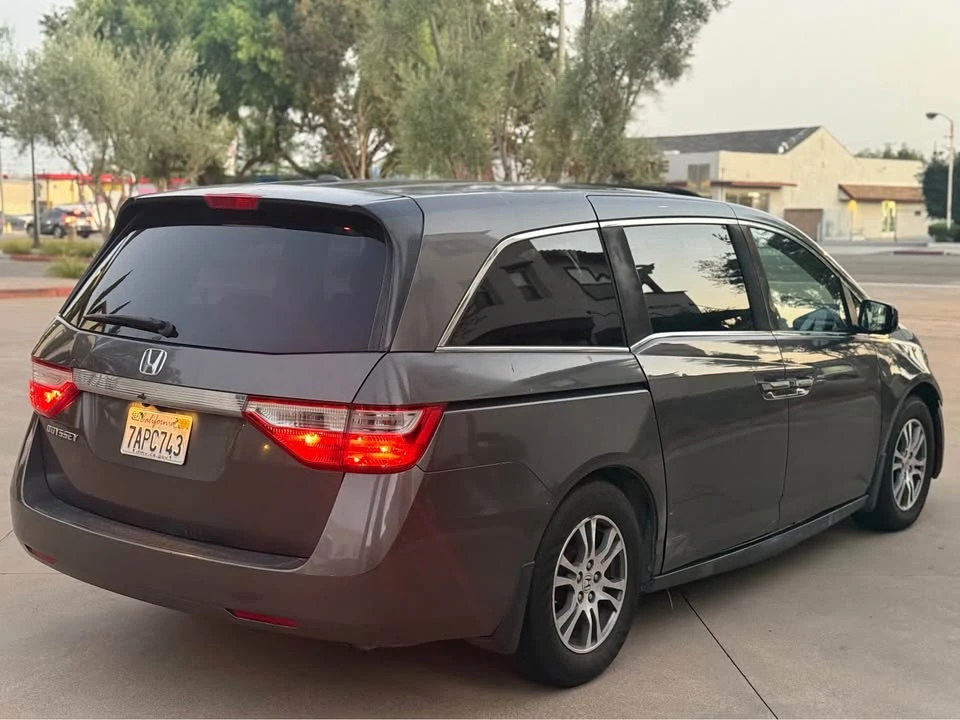 2013 Honda Odyssey - Image 3 of 6
