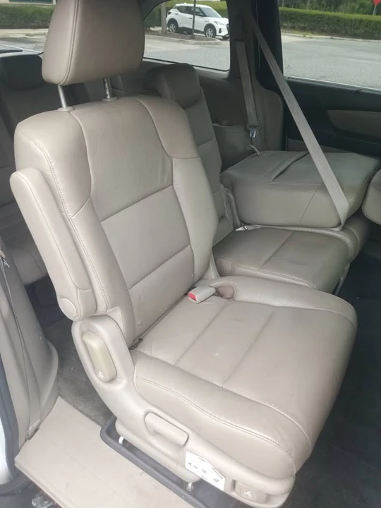 2013 Honda Odyssey - Image 17 of 18