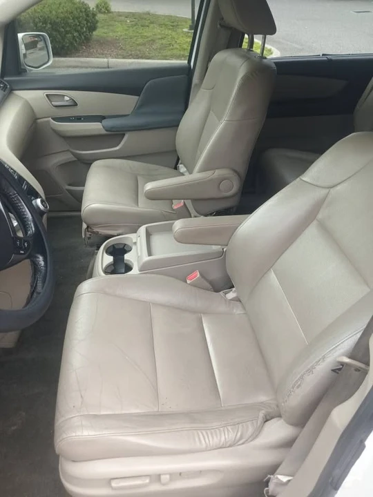 2013 Honda Odyssey - Image 10 of 18