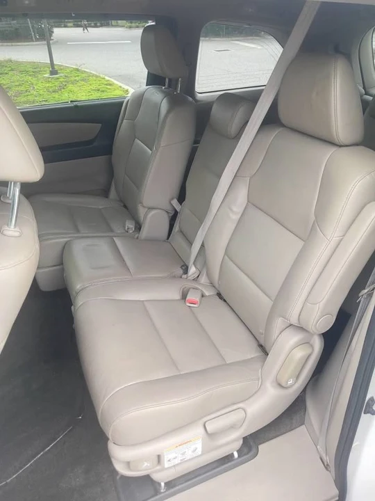 2013 Honda Odyssey - Image 11 of 18