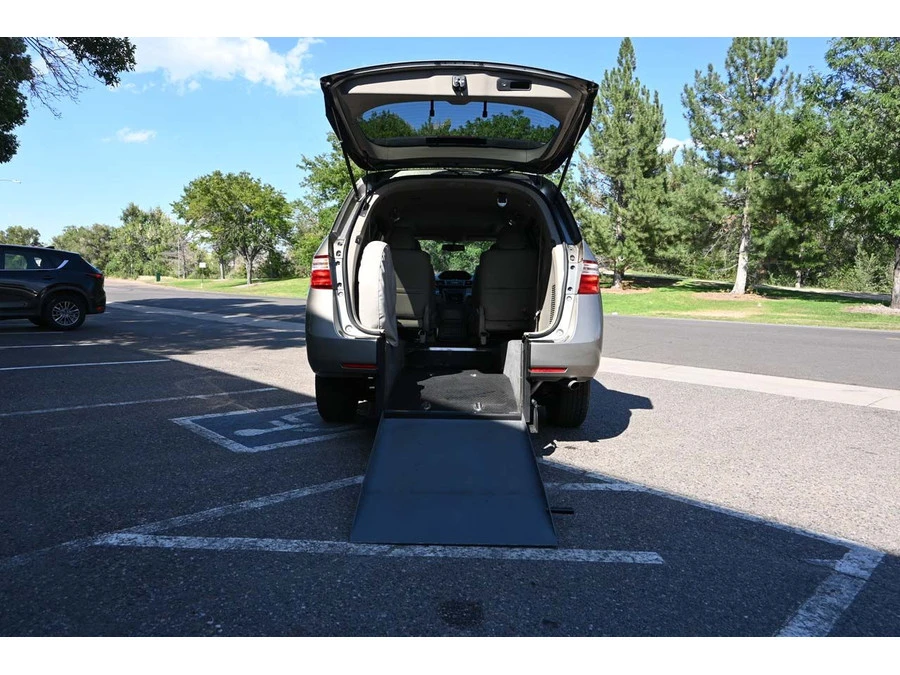 2013 Honda Odyssey - Image 18 of 21