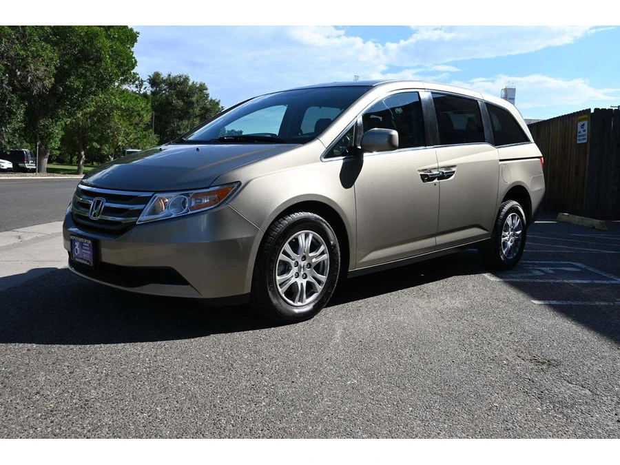 2013 Honda Odyssey - Image 10 of 21
