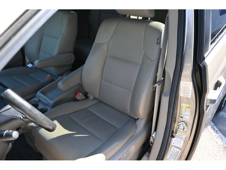2013 Honda Odyssey - Image 14 of 21