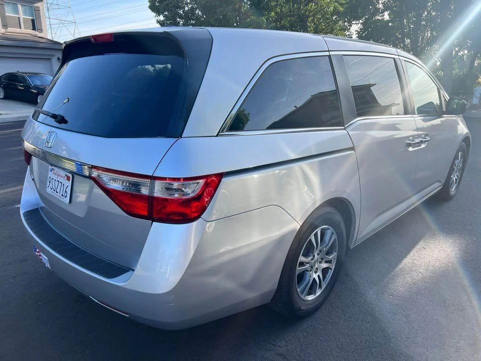 2013 Honda Odyssey - Image 8 of 9