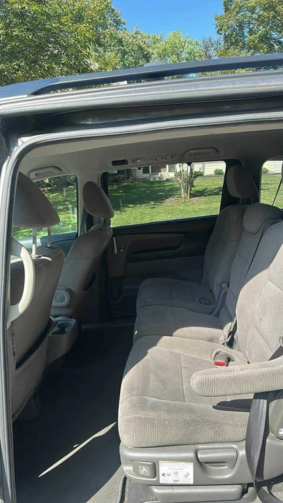 2013 Honda Odyssey - Image 9 of 15