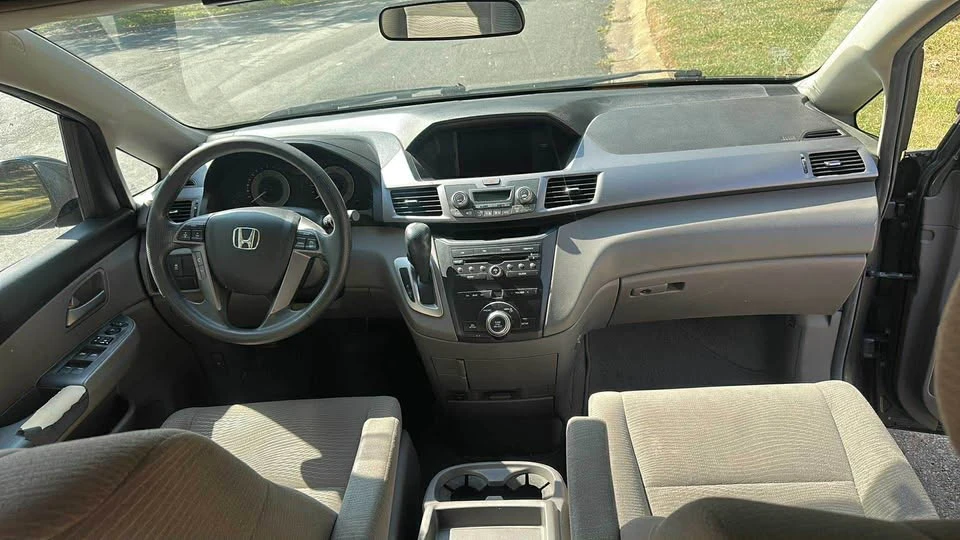 2013 Honda Odyssey - Image 6 of 15