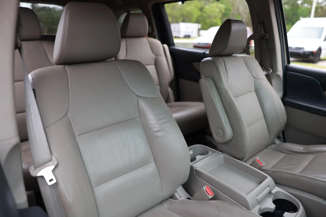 2013 Honda Odyssey - Image 15 of 21