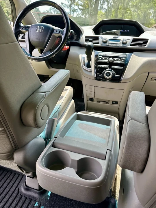 2013 Honda Odyssey - Image 17 of 21