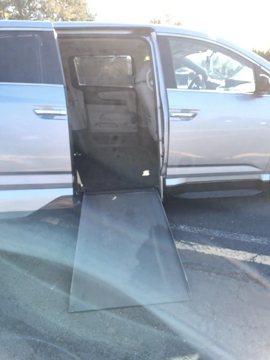 2013 Honda Odyssey - Image 19 of 21